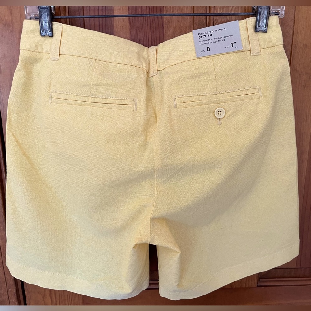 NWT J.Crew Factory Powdered Oxford Yellow City Fit Shorts 7” Inseam Size 0